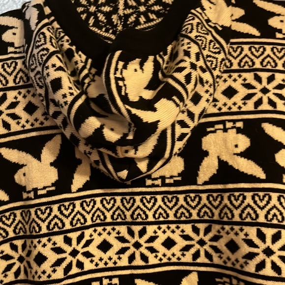 ππΈπΌππΈπΌππΈπΌ NWOT PLAYBOY PAC SUN SHORT SET.ππΈπΌππΈπΌππΈπΌ - Picture 3 of 4